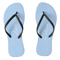 Pastellblaue minimalistische Monogramm Flip Flops