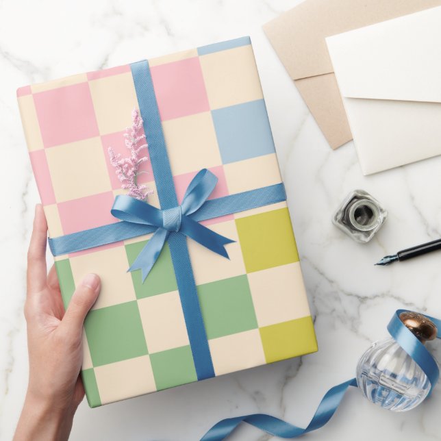 Pastellfarben Gelb gekreuzter Karo Muster Rosa Bla Geschenkpapier (Schenken)