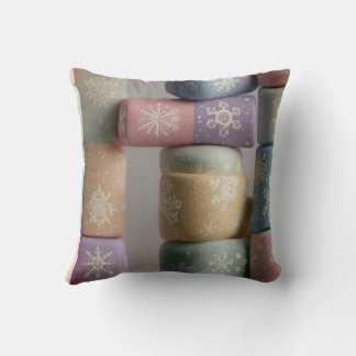 Pastellfarbene Abstract- und Schneefleck-Patchwork Kissen