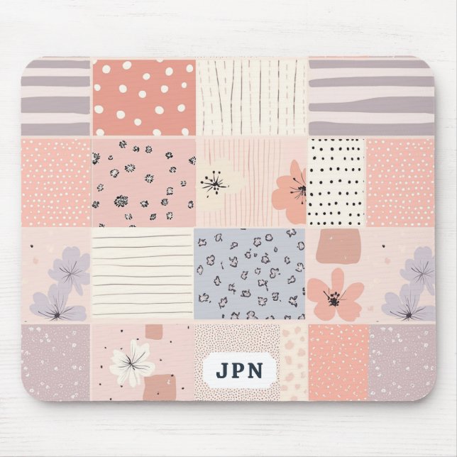 Pastellfarbene Floral Patchworkdecke in Rosa und B Mousepad (Vorne)