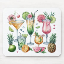 PASTELLFARBENE SOMMER-COCKTAILS UND FRÜCHTE