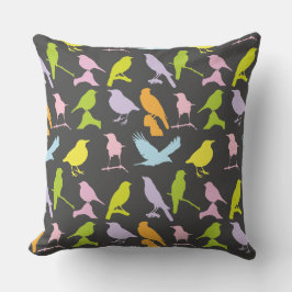 Pastellfarbene Varietät des Vogelmusters Kissen