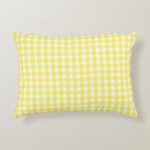 Pastellgelbes Gingham-Muster Dekokissen