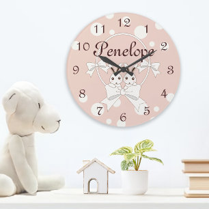 Pastellrosa cremefarbenes Band und Niedliches Zwil Große Wanduhr