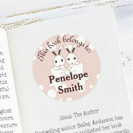 Pastellrosa Niedliche, sonnige Kinder Dieses Buch Runder Aufkleber