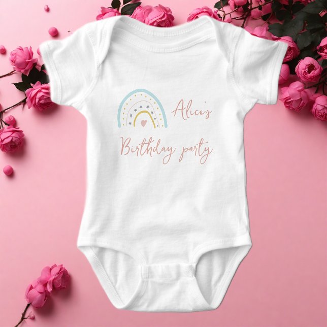 Pastellrosa Regenbogen Birthday Party Baby Strampler (Von Creator hochgeladen)