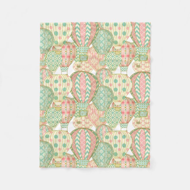 Pastellrosa und Blaue Luftballons Muster Fleecedecke (Vorderseite)