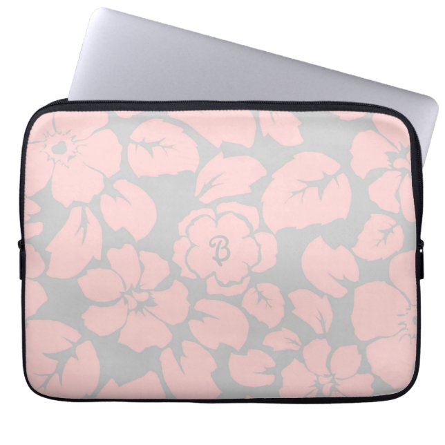 Pastellrosa und Graue Blumenmonogramm Laptopschutzhülle (Vorderseite)