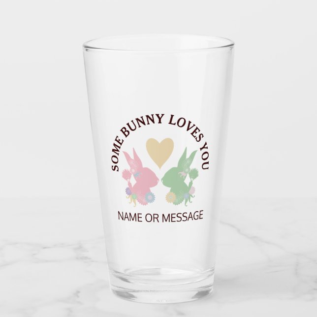 Pastellrosa und Grüne Bunnies mit Herz Glas (Vorderseite)