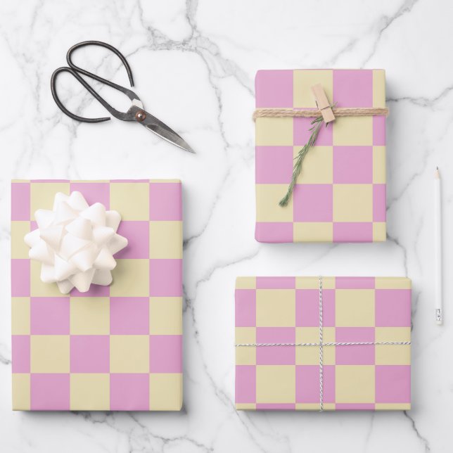 Pastellrosa und Hellgelb Karo Geschenkpapier Set (Vorderseite)
