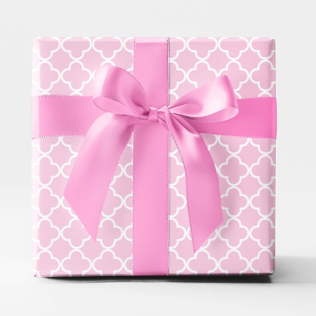 Pastellrosa und Weißgitter Quatrefolie Geschenkpapier (Pastel Pink and White Lattice Quatrefoil Wrapping Paper)
