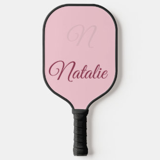 Pastellrosa Vollfarbe mit Monogramm Pickleball Schläger