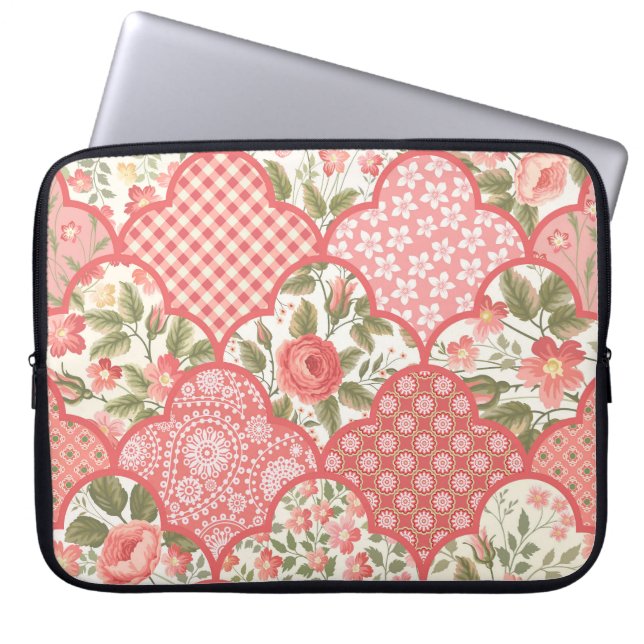Pastellrosen Blumen-Patchwork-Muster Laptopschutzhülle (Vorderseite)