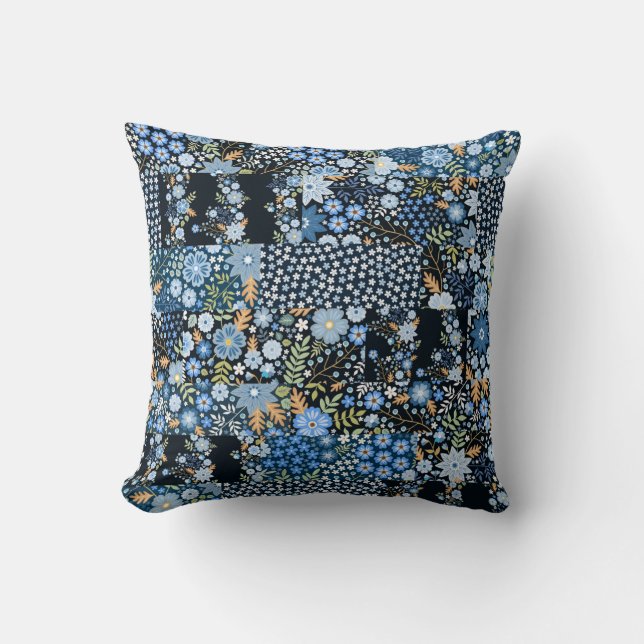 Patchwork blaue Blumen: Nahtloser Stoff. Kissen (Vorderseite)