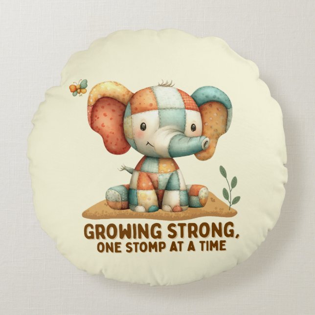 Patchwork Elephant “Growing Strong Rundes Kissen (Vorderseite)
