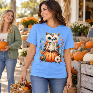 Patchwork-Eule auf Kürbis — Cottagecore Herbst T-Shirt