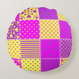 Patchwork-Hintergrund mit verschiedenen Mustern Ku Rundes Kissen