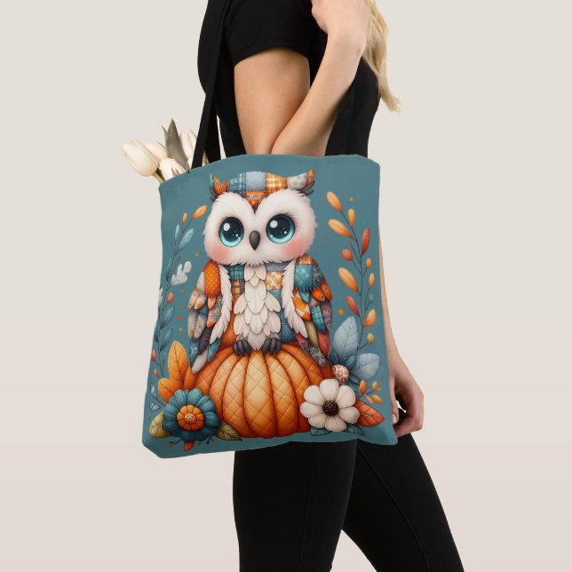 Patchwork Owl on Pumpkin - Cottcore Fall (Von Nahem)