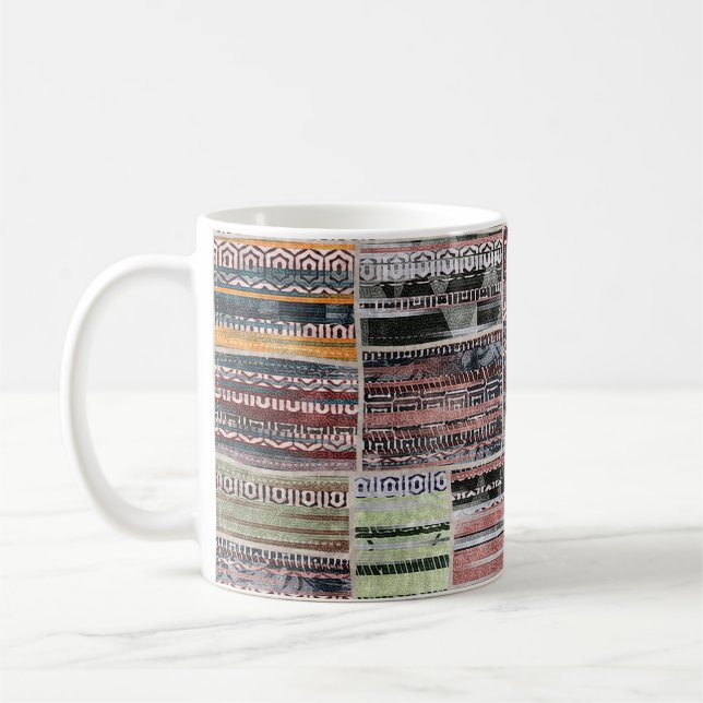Patchwork Quilt Collage Nahtloses Drucken. Kaffeetasse (Links)