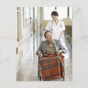 Patient und Krankenschwester Postkarte