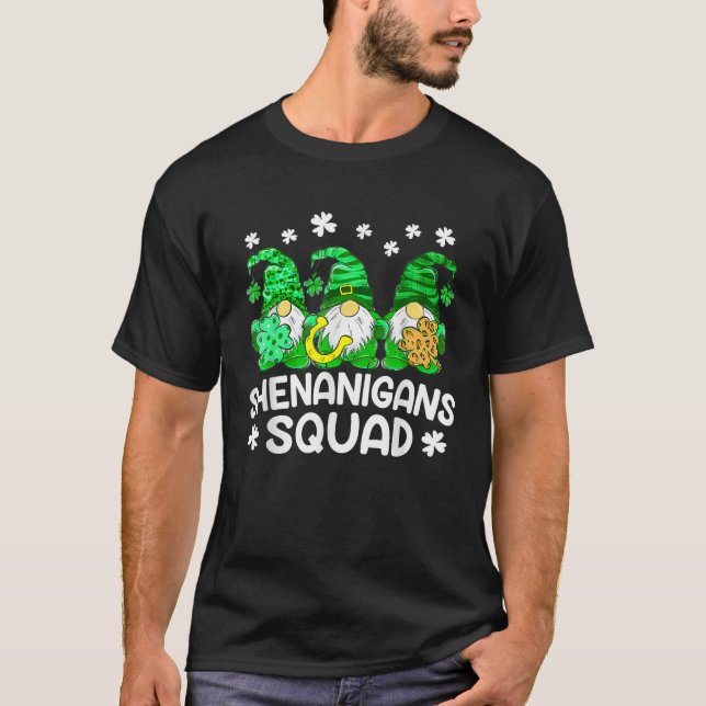 Patrick Shenanigans Squad Gnomes Funny St Patricks T-Shirt (Vorderseite)