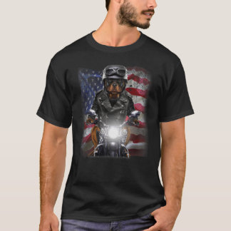 Patriot Rottweiler Hund auf Motorrad mit Flagge T-Shirt