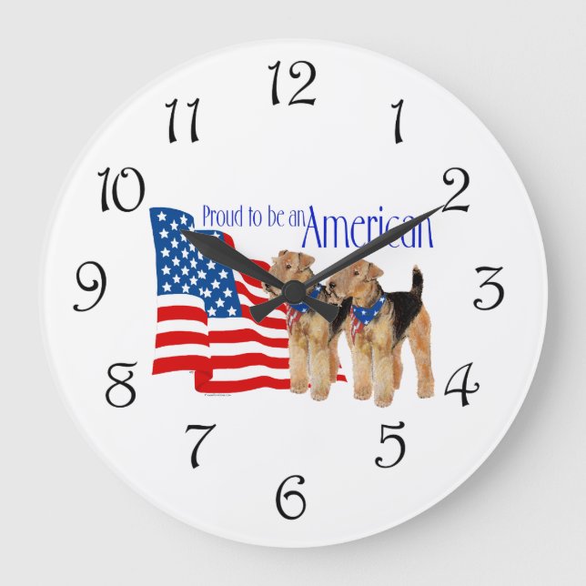 Patriotic Airedale Terriers Große Wanduhr (Vorderseite)