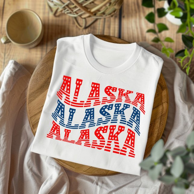 Patriotic Alaska Red and Blue Boho T - Shirt (Von Creator hochgeladen)