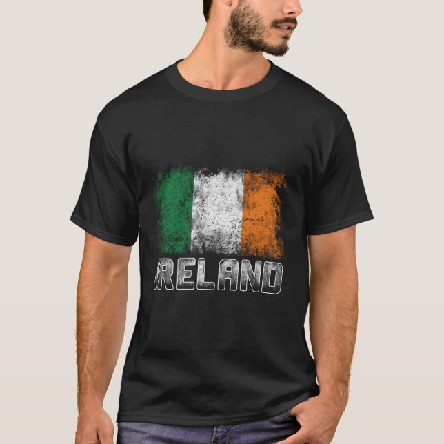 Patriotic am St. Patrick's Day Falschirmflagge T-Shirt (Vorderseite)