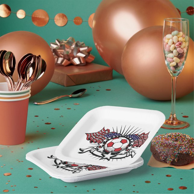 Patriotic American Soccer Design USA Flag Football Pappteller (Von Creator hochgeladen)