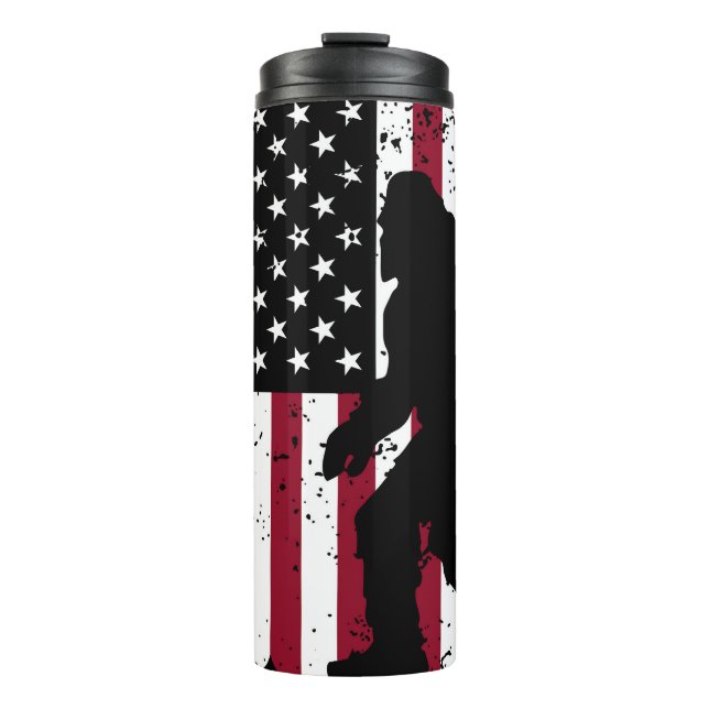 Patriotic Bigfoot Thermosbecher (Vorderseite)