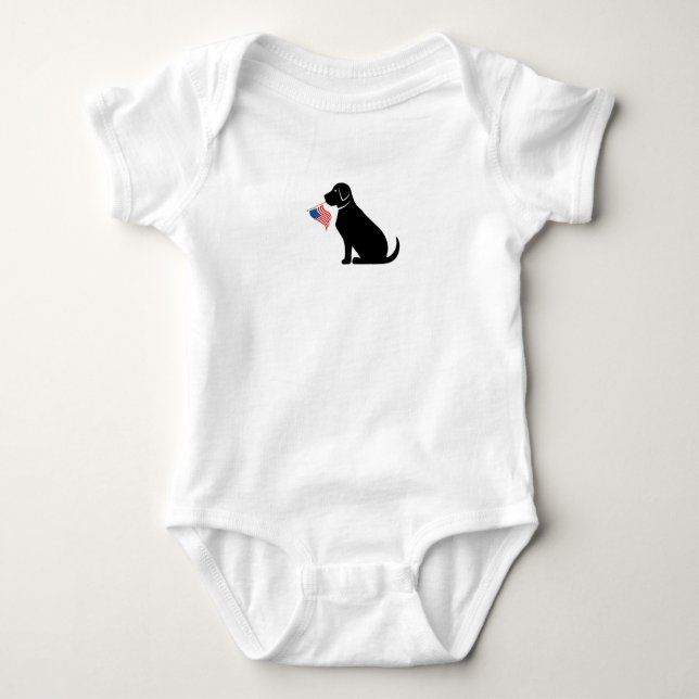 Patriotic Black Lab Silhouette American Flag Baby Strampler (Vorderseite)