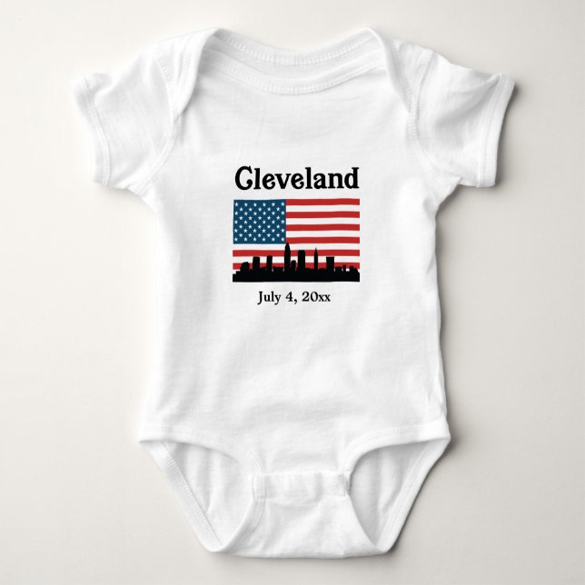 Patriotic Cleveland Ohio American Flag Skyline Baby Strampler (Vorderseite)