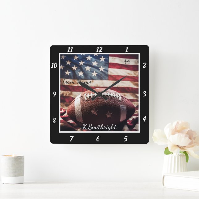 Patriotic Football Flag  Quadratische Wanduhr (Zuhause)