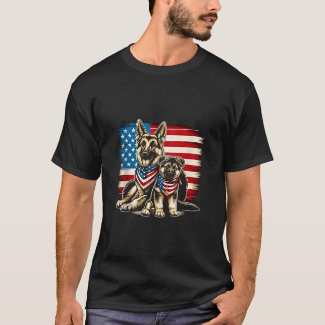 Patriotic German Shepherd Welppy AMERICAN FLAG 4. T-Shirt (Vorderseite)