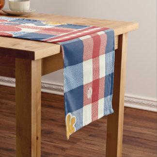 Patriotic Gingham mit floralen Akzenten | Rot-Weiß Kurzer Tischläufer