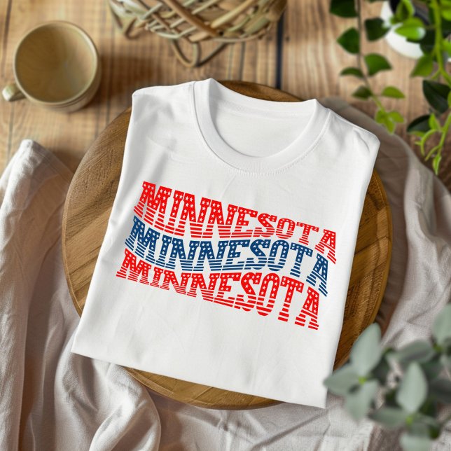 Patriotic Minnesota Red and Blue Boho T - Shirt (Von Creator hochgeladen)