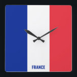 Patriotic national flag quadratische wanduhr<br><div class="desc">Die Nationalflagge Patriotic Square Wall Uhr Frankreichs mit der Landesflagge in den Nationalfarben, die über die Uhr gedruckt werden. Der Name des Landes ist in das Design am unteren Rand des Bildes eingebunden. Text ist vollständig anpassbar mit "Anpassen!" Eigenschaft. Dieses charmante Design ist das atemberaubende Geschenk und das großartige Stück...</div>