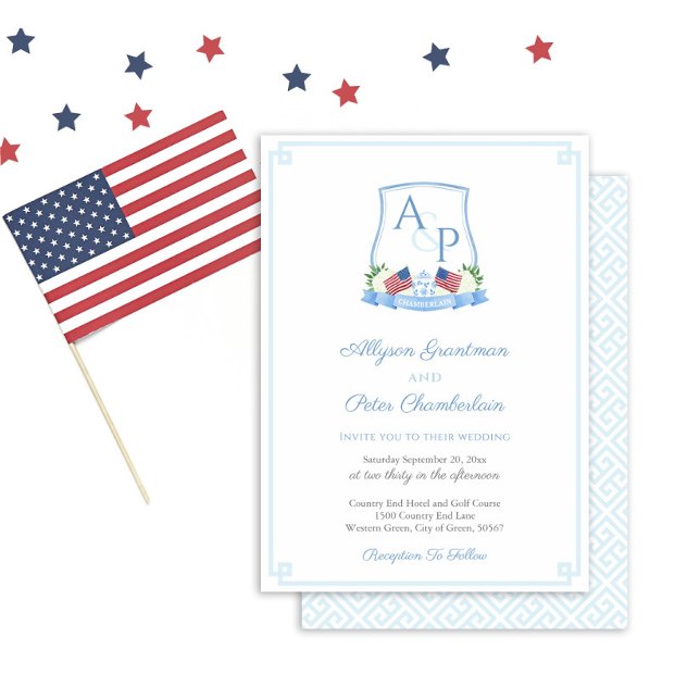 Patriotic New England Hydrangea Wedding Wappen Einladung (Patriotic Red White And Blue Watercolor Crest Wedding Invitation With Blue White Greek Key Backer)