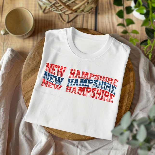 Patriotic New Hampshire Red and Blue Boho T - Shir T-Shirt (Von Creator hochgeladen)