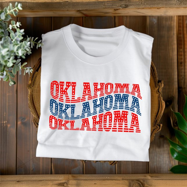 Patriotic Oklahoma Red and Blue Boho T - Shirt (Von Creator hochgeladen)
