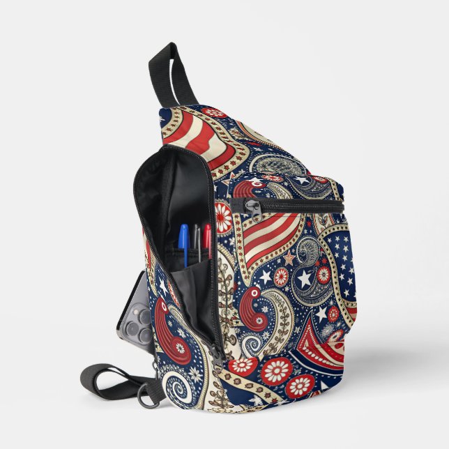 Patriotic Paisley Crossbody Bag (Offen)