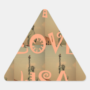 Patriotic Pop Art: "I Liebe USA" Grafikdesign Dreieckiger Aufkleber