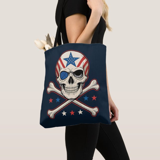 Patriotic Skull und Crossbones American Flag (Von Nahem)