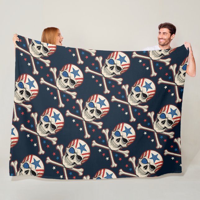 Patriotic Skull und Crossbones American Flag Fleecedecke (Beispiel)