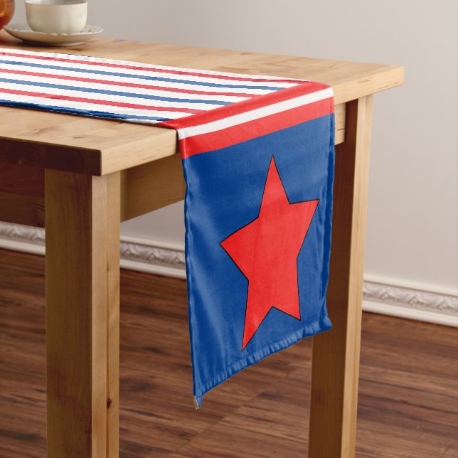Patriotic Star Striptease Tischläufer 4. Juli (Beispiel)