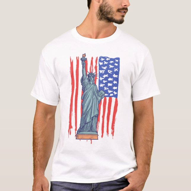 Patriotic Statue of Liberty American Flag NYC Desi T-Shirt (Vorderseite)