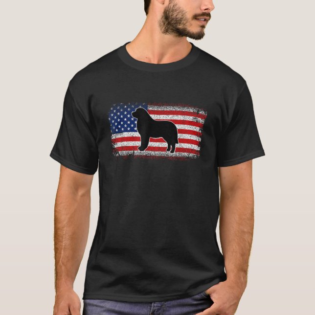 Patriotic USA Amercia Flag Newfoundland Dog Owner  T-Shirt (Vorderseite)