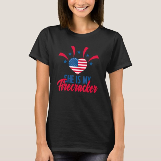 Patriotisch Sie ist mein Feuerwerk 4. Juli Ameri T-Shirt (Vorderseite)