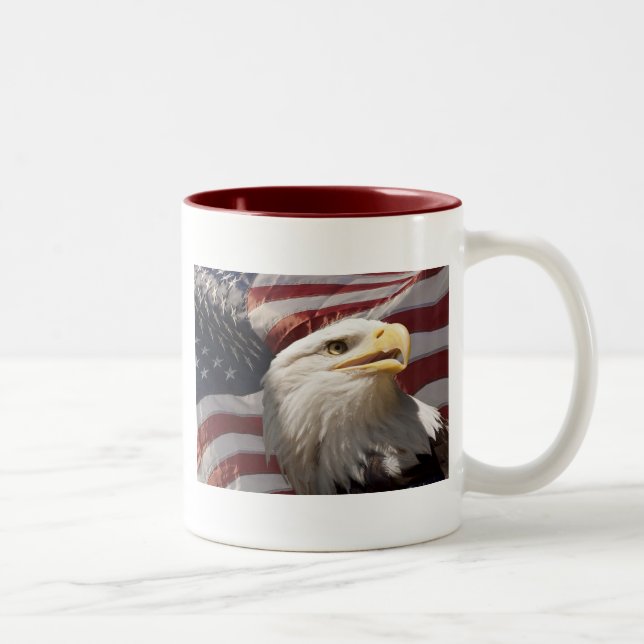 Patriotische Adler-Tasse Zweifarbige Tasse (Rechts)